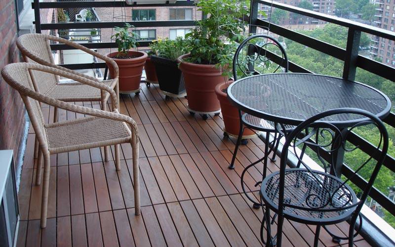 montarea placilor ceramice pe balcon